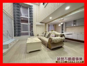 誠昱/家樂福旁歐風四房美.